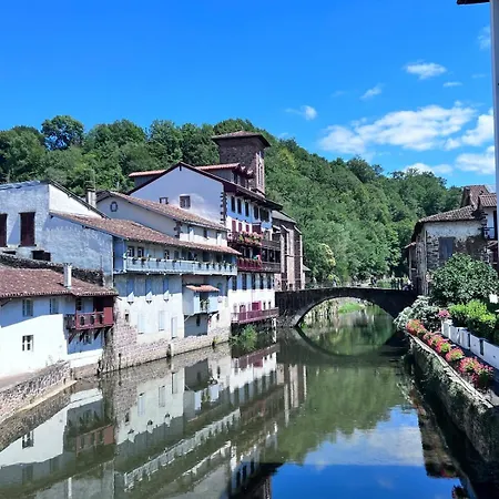 Maison Biscaya, 2-4 Pers Saint-jean-pied-de-port * Caro (Pyrenees-Atlantiques)