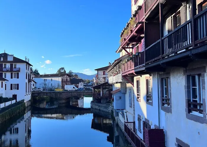 Maison Biscaya, 2-4 Pers Saint-jean-pied-de-port * Caro (Pyrenees-Atlantiques)